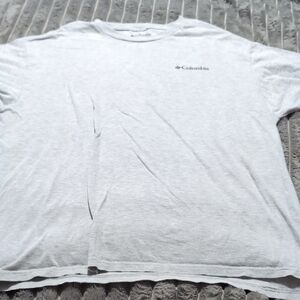 Columbia Men's Light Gray Short Sleeve Tee